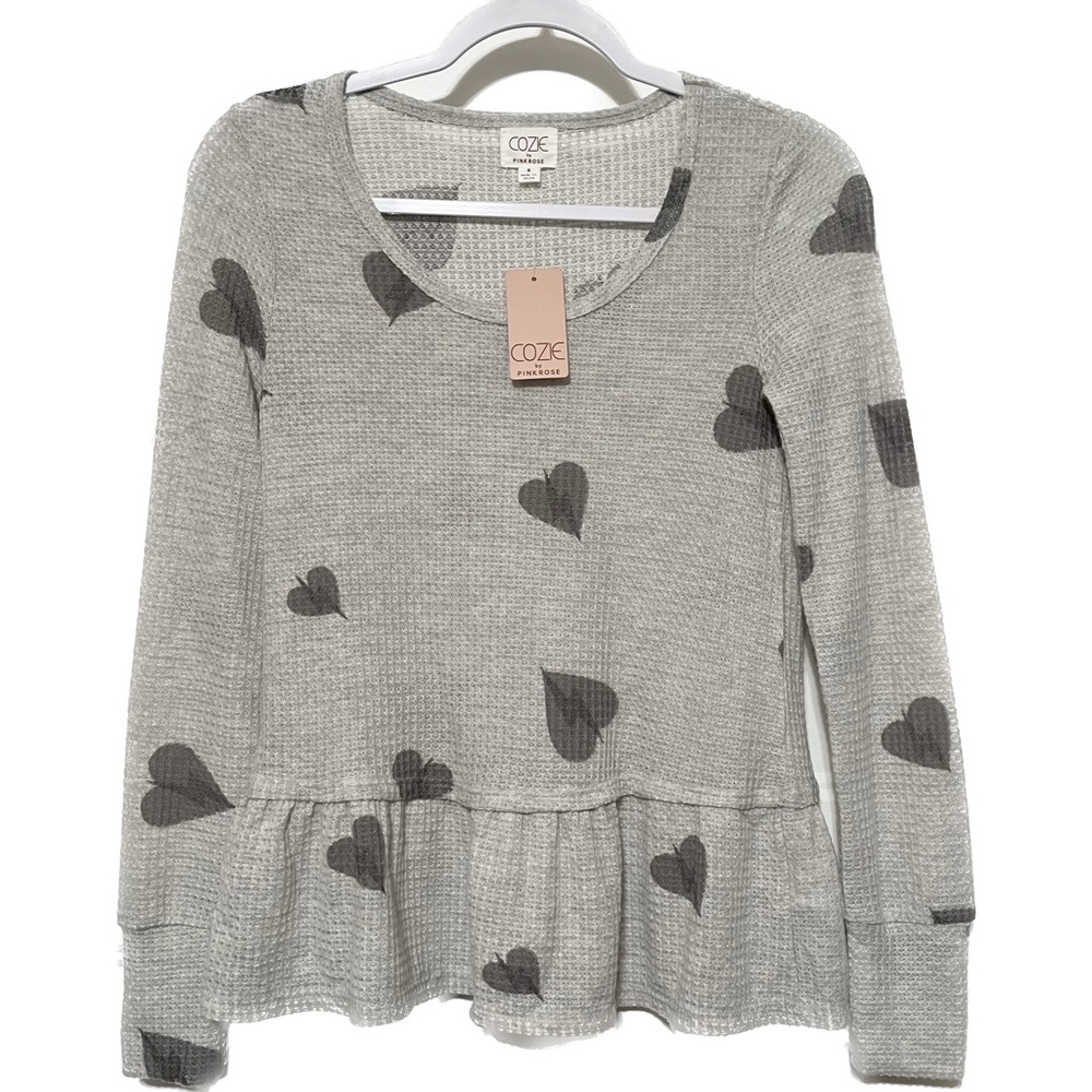 COZIE | Gray Multicolor Hearts Design Top Size Small A82